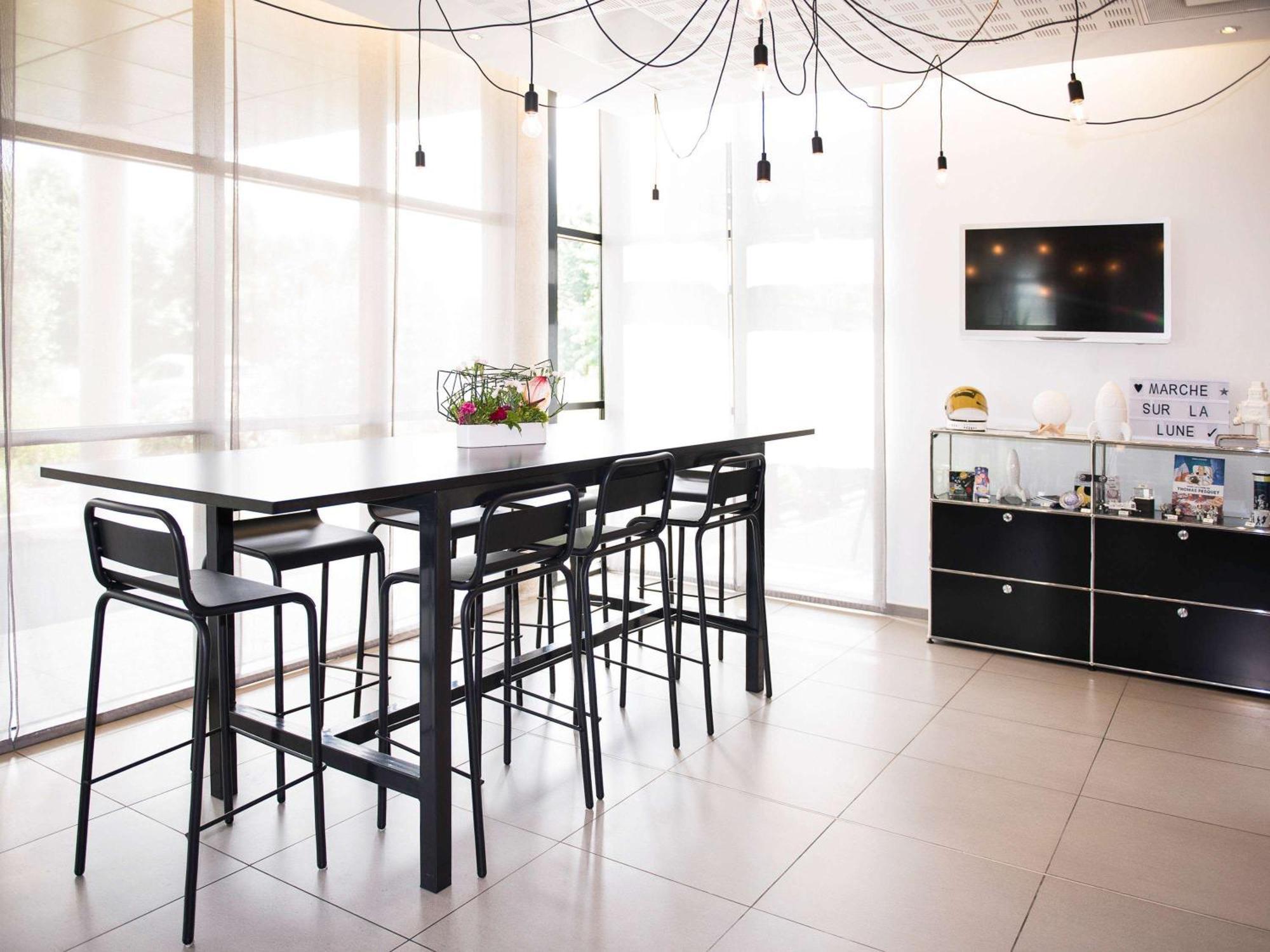 Ibis Styles Toulouse Cite Espace Esterno foto