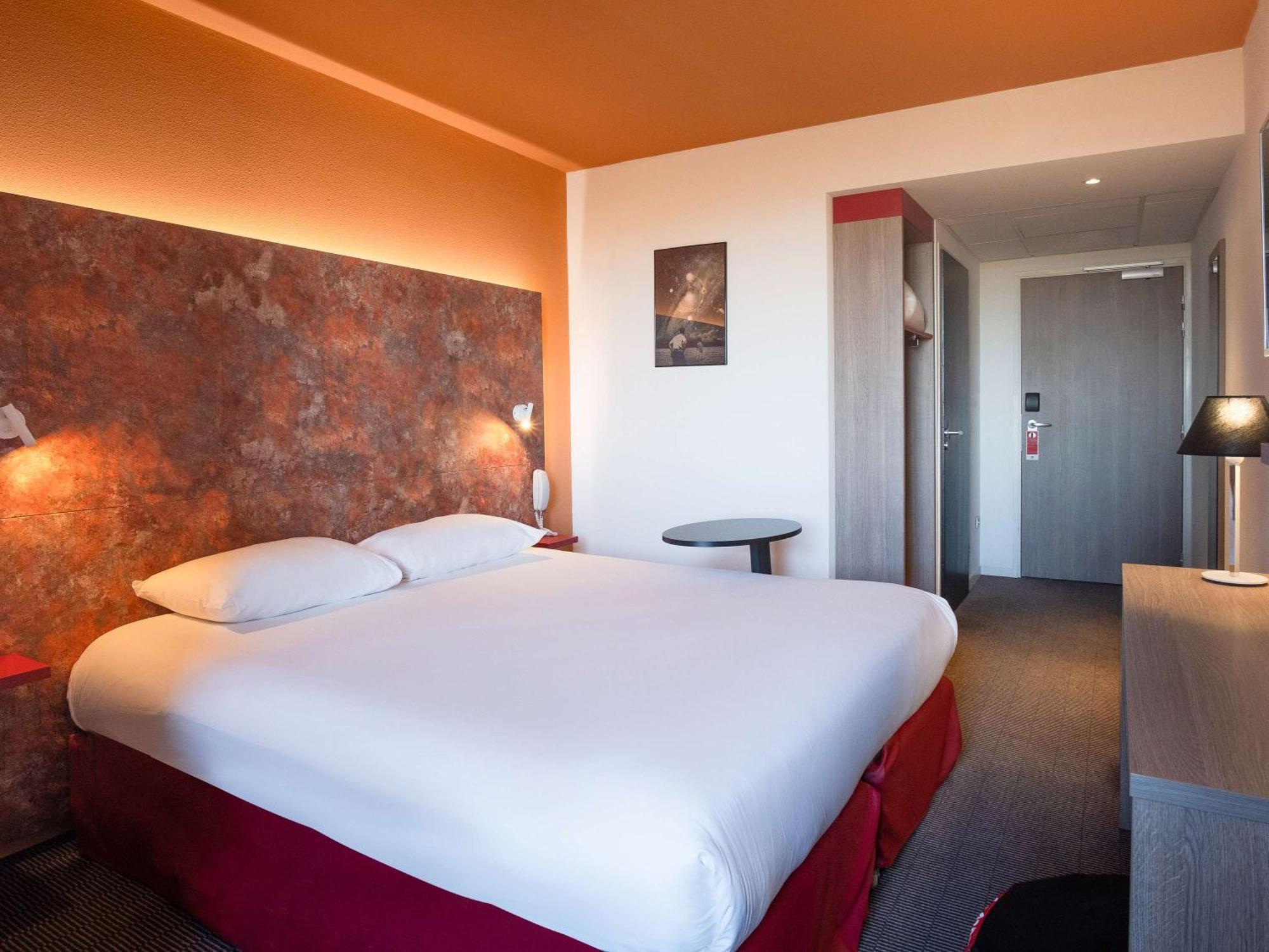 Ibis Styles Toulouse Cite Espace Esterno foto